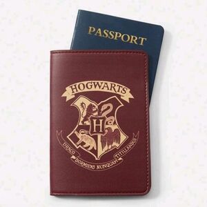 HARRY POTTER Hogwarts Maroon Passport Holder